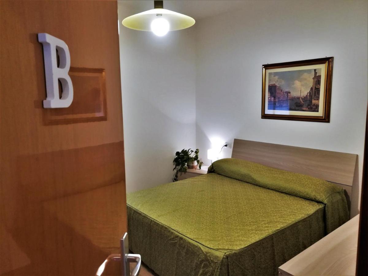 Appartamento Le Barche Mestre Kamer foto